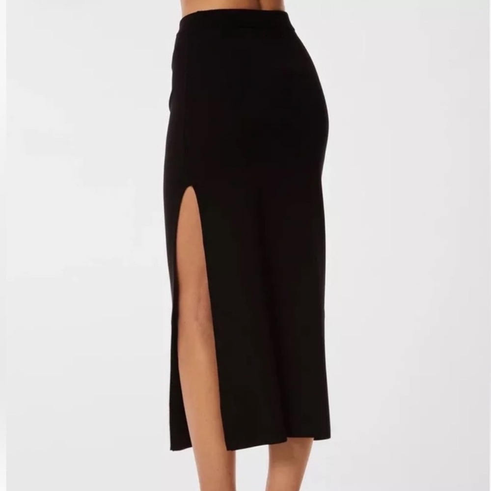 THE NOLI SHOP HAMPTON’S BLACK RIBBED KNIT MIDI SKIRT NEW SIZE LARGE